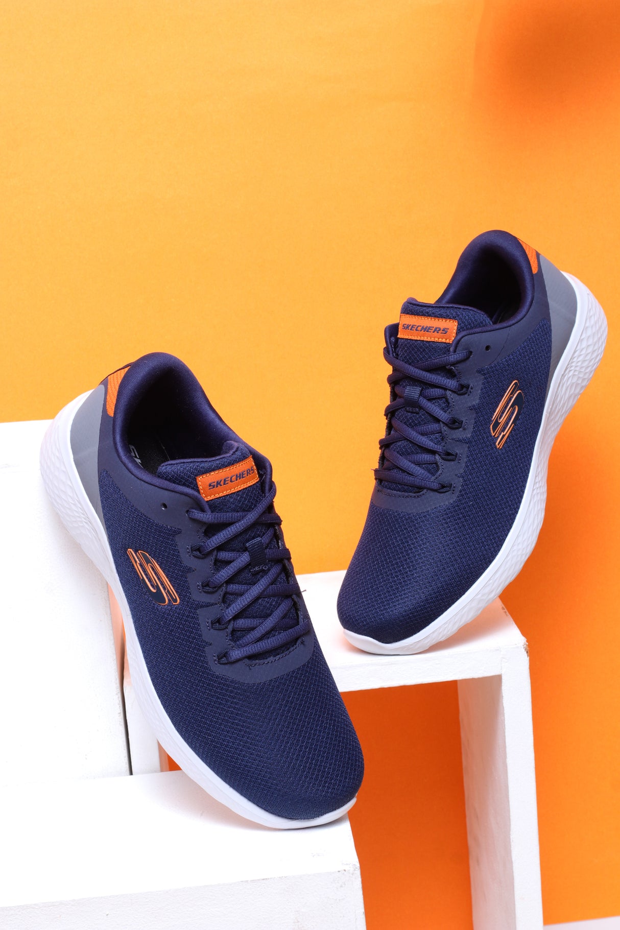 MODERN COOL (894370ID-NVOR)